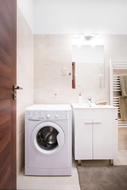 Little Boss Apartment Budapest Extérieur photo