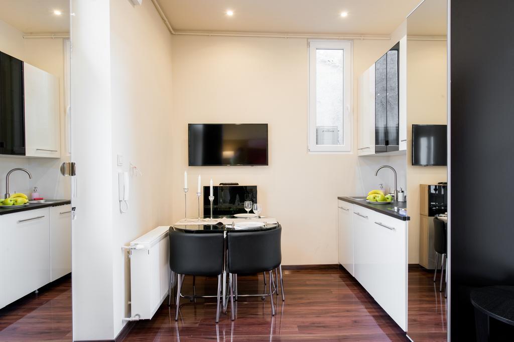 Little Boss Apartment Budapest Extérieur photo